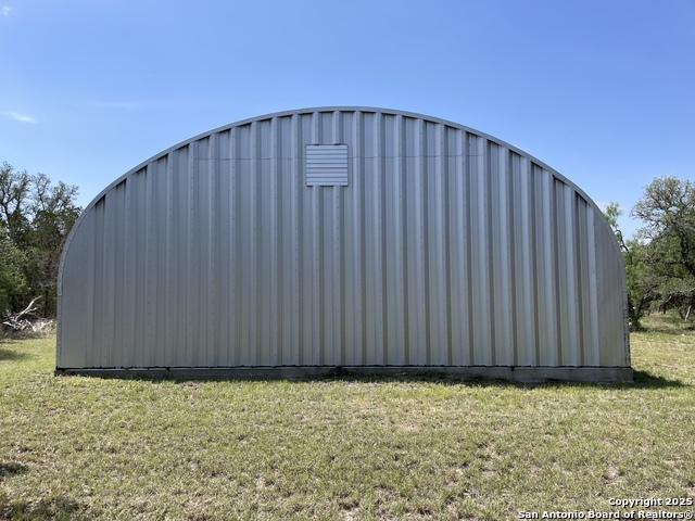 Listing photo id 2 for 1191 Cr 241
