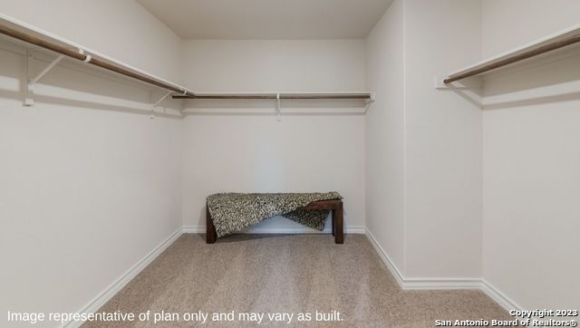 Image 18 of 35 For 21067 Watercourse Way