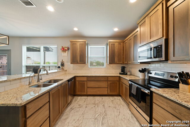 Image 10 of 27 For 223 Maxwell Dr