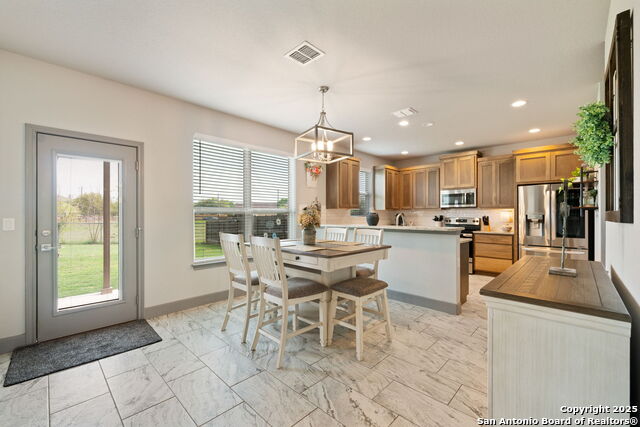Image 13 of 27 For 223 Maxwell Dr
