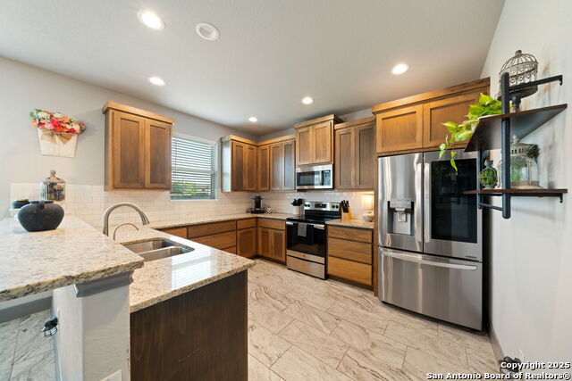 Image 9 of 27 For 223 Maxwell Dr