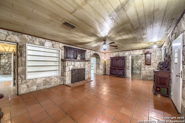 Image 13 of 35 For 6986 County Road 271
