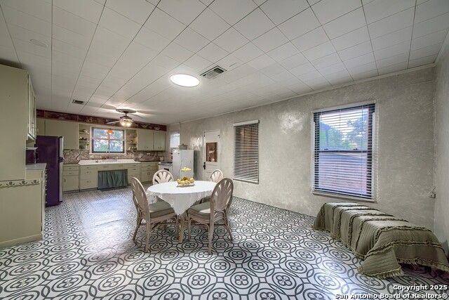 Image 19 of 35 For 6986 County Road 271