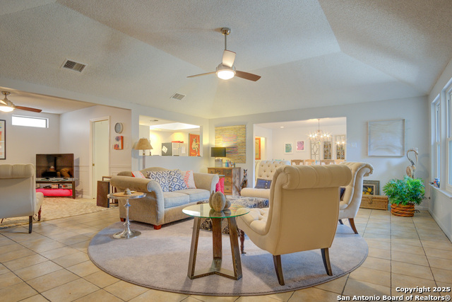Image 11 of 30 For 6019 Royal Breeze