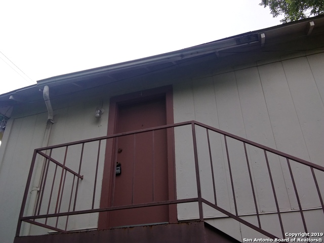 Image 11 of 12 For 221 Magnolia Ave W 4