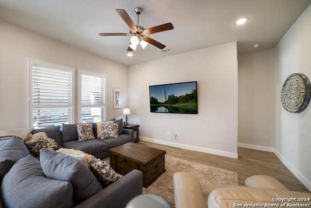 Image 9 of 29 For 274 Sigel Ave