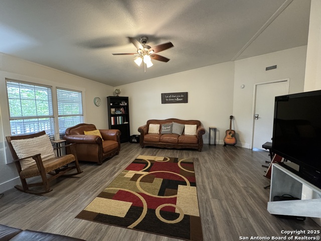 Details for 9303 Redfish, Boerne, TX 78006