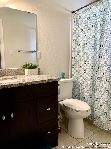 Image 20 of 28 For 8611 Datapoint Dr  11