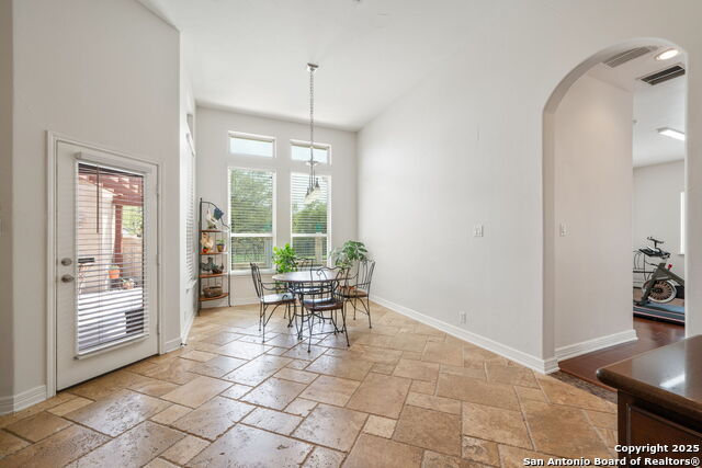 Image 16 of 41 For 10502 Campo Viejo
