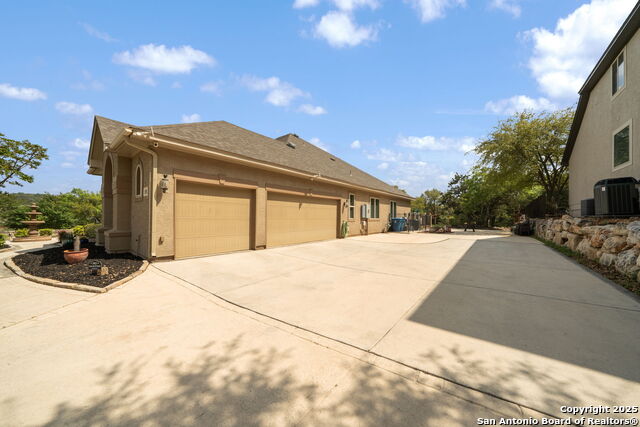 Image 40 of 41 For 10502 Campo Viejo