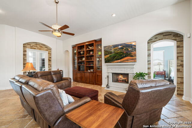 Image 9 of 41 For 10502 Campo Viejo