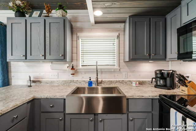 Image 12 of 34 For 5386 Ranch Road 1376 #172