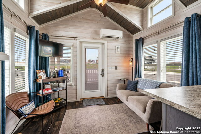 Image 6 of 34 For 5386 Ranch Road 1376 #172