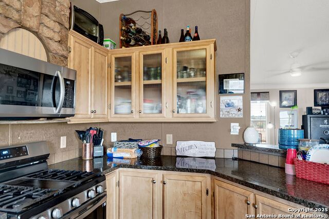 Listing photo id 39 for 452 Pr 6620