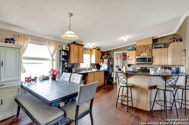 Listing photo id 44 for 452 Pr 6620