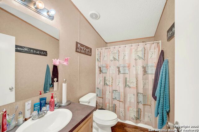 Listing photo id 45 for 452 Pr 6620