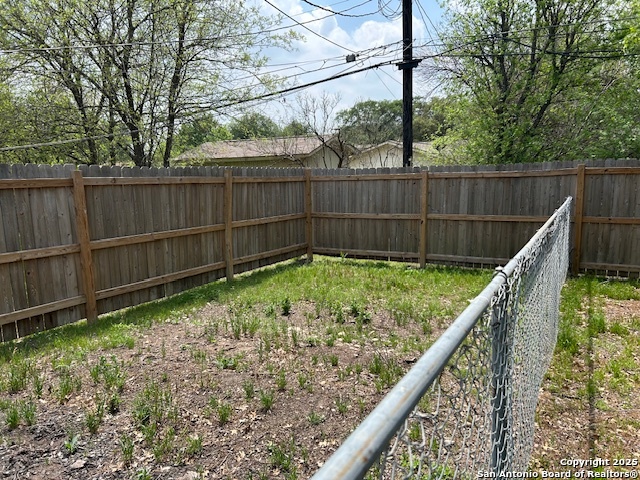 Image 18 of 20 For 6630 Peachtree