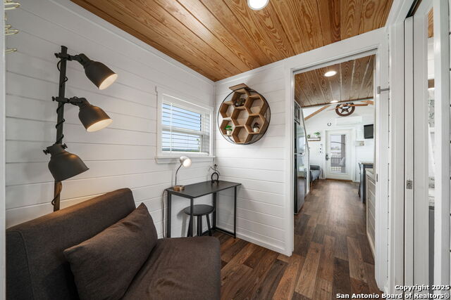 Image 14 of 36 For 5386 Ranch Road 1376 #4