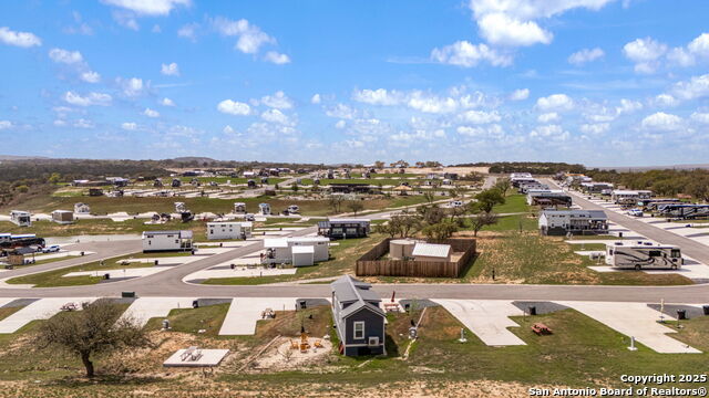 Image 34 of 36 For 5386 Ranch Road 1376 #4