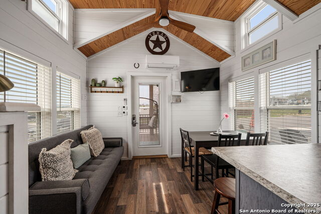 Image 7 of 36 For 5386 Ranch Road 1376 #4