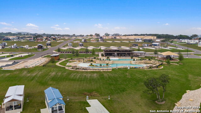 Image 13 of 27 For 5386 Ranch Road 1376 #101