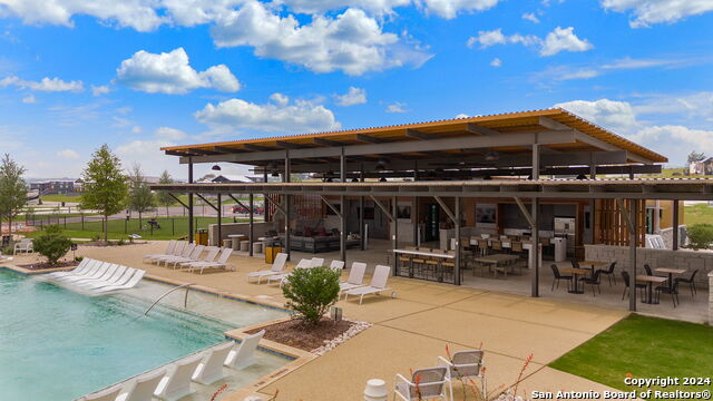 Image 15 of 27 For 5386 Ranch Road 1376 #101