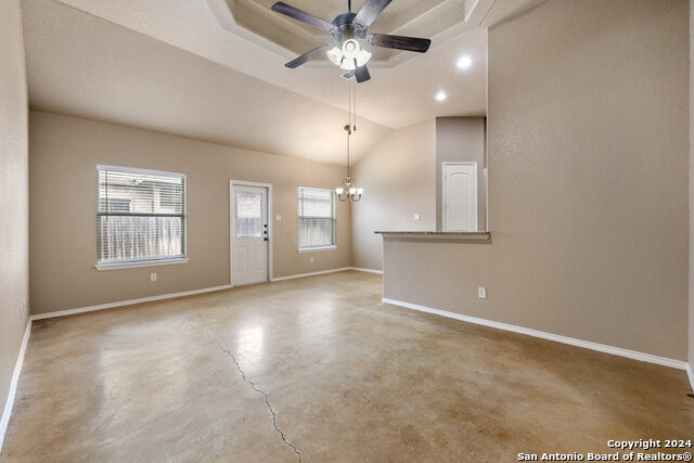 Image 3 of 16 For 264 Rosalie Dr