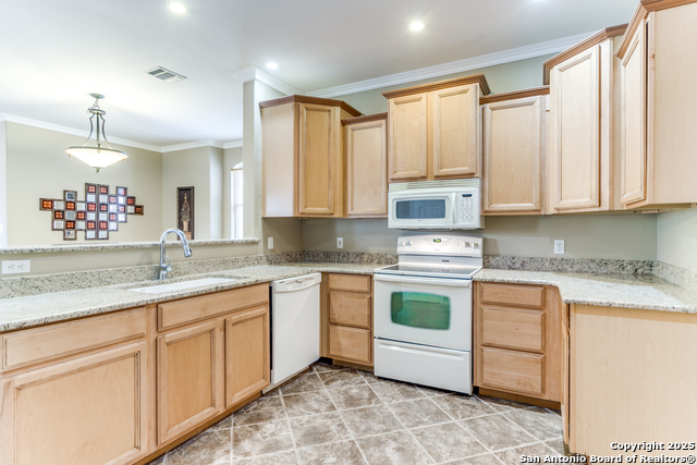 Image 11 of 25 For 146 Creekview Dr