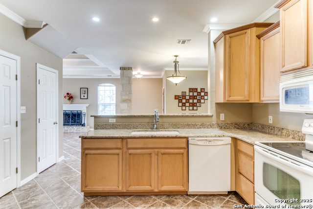 Image 12 of 25 For 146 Creekview Dr