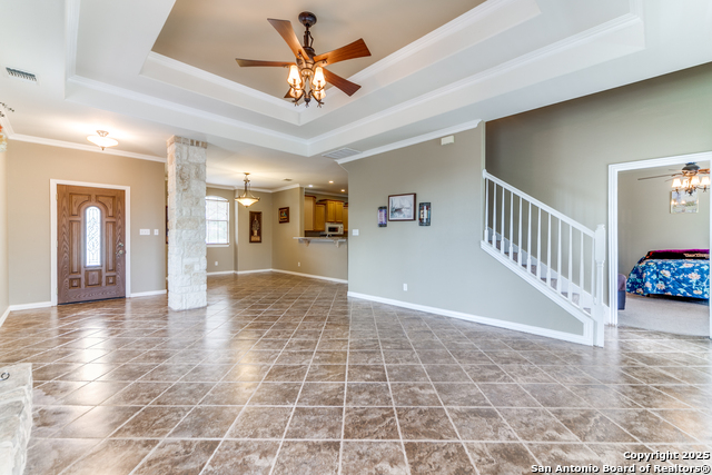Image 8 of 25 For 146 Creekview Dr