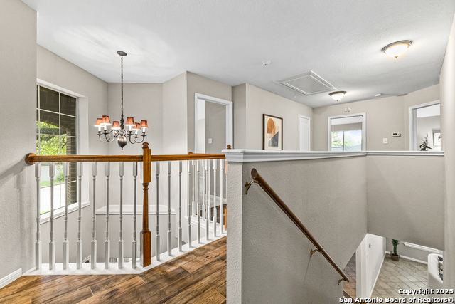 Image 15 of 30 For 13911 Laurelbrook