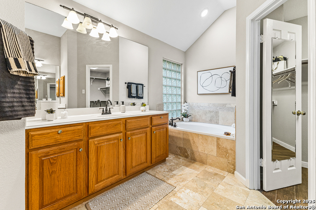 Image 23 of 30 For 13911 Laurelbrook