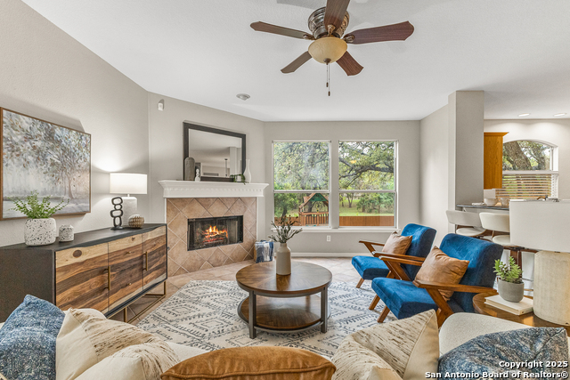 Image 8 of 30 For 13911 Laurelbrook