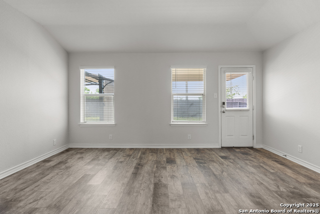 Image 17 of 46 For 13314 Whisper Bend