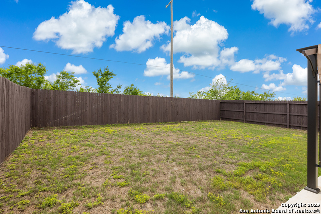Image 40 of 46 For 13314 Whisper Bend