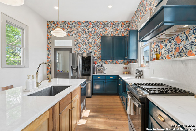Listing photo id 16 for 248 Post