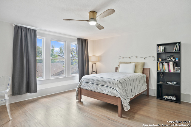Listing photo id 26 for 248 Post