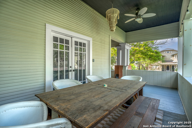 Listing photo id 40 for 248 Post