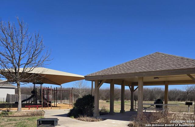 Listing photo id 6 for 10047 Hombourg Road