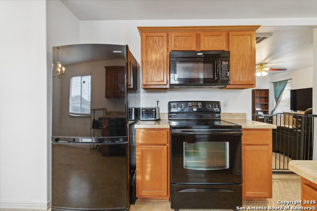 Image 13 of 28 For 3917 Whisper Ridge