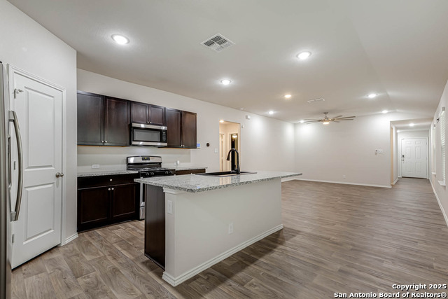 Image 10 of 28 For 4219 Busbee  