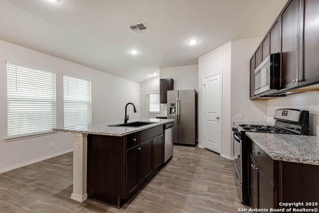 Image 11 of 28 For 4219 Busbee  