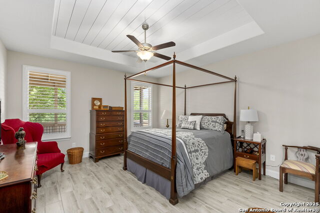 Listing photo id 17 for 3715 Brazos Bnd
