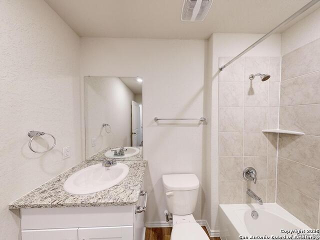 Image 10 of 15 For 3526 Angus Crossing