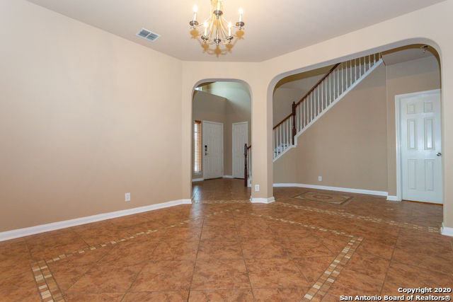 Image 3 of 43 For 331 Knights Cross Dr