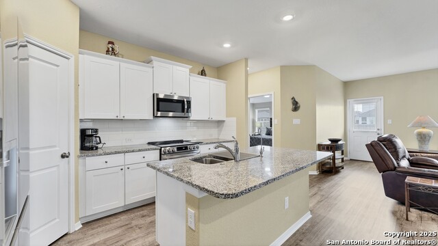 Image 15 of 37 For 2709 San Martin Ln