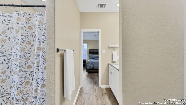 Image 21 of 37 For 2709 San Martin Ln