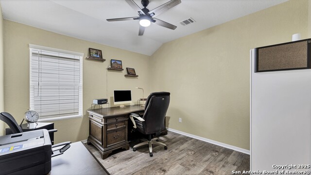 Image 23 of 37 For 2709 San Martin Ln