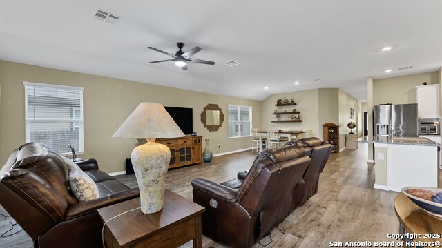 Image 5 of 37 For 2709 San Martin Ln