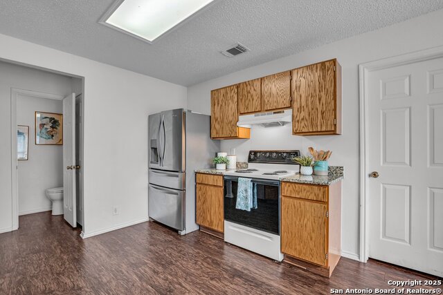 Image 10 of 36 For 1137 Stone Bluff
